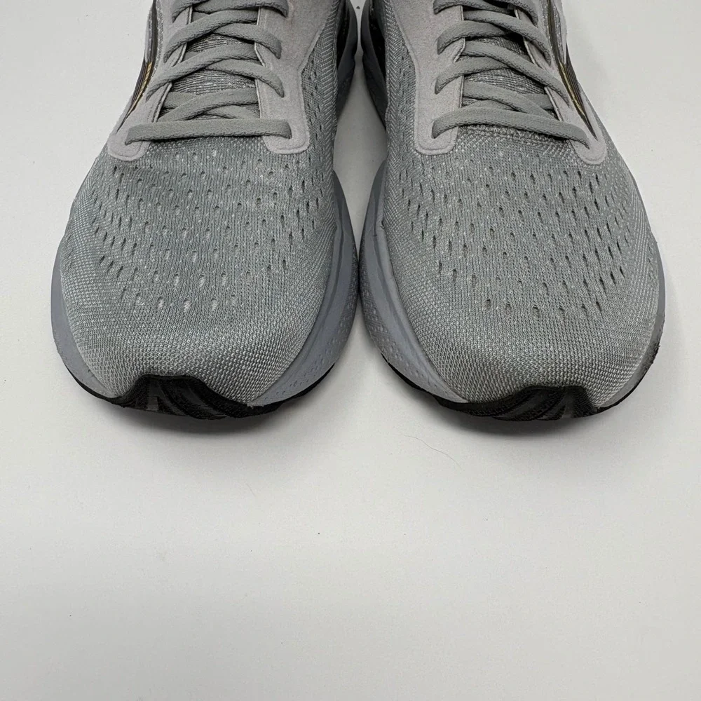 Brooks Adrenaline GTS 24 Men's Size 10.5 Wide Grey Running Shoes (1104372E084)